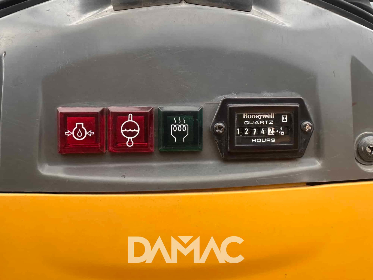 Мини-экскаватор KOMATSU PC09: фото 10 Мини-экскаватор KOMATSU PC09: фото 10