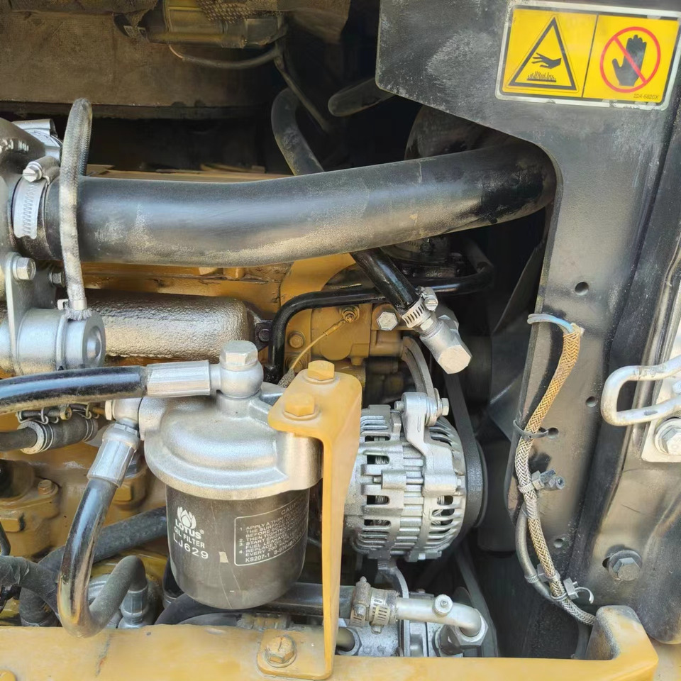 CATERPILLAR 305 - Мини-экскаватор: фото 2 CATERPILLAR 305 - Мини-экскаватор: фото 2