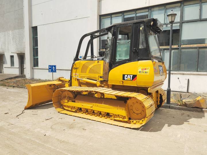 CATERPILLAR D5K - Бульдозер: фото 1 CATERPILLAR D5K - Бульдозер: фото 1