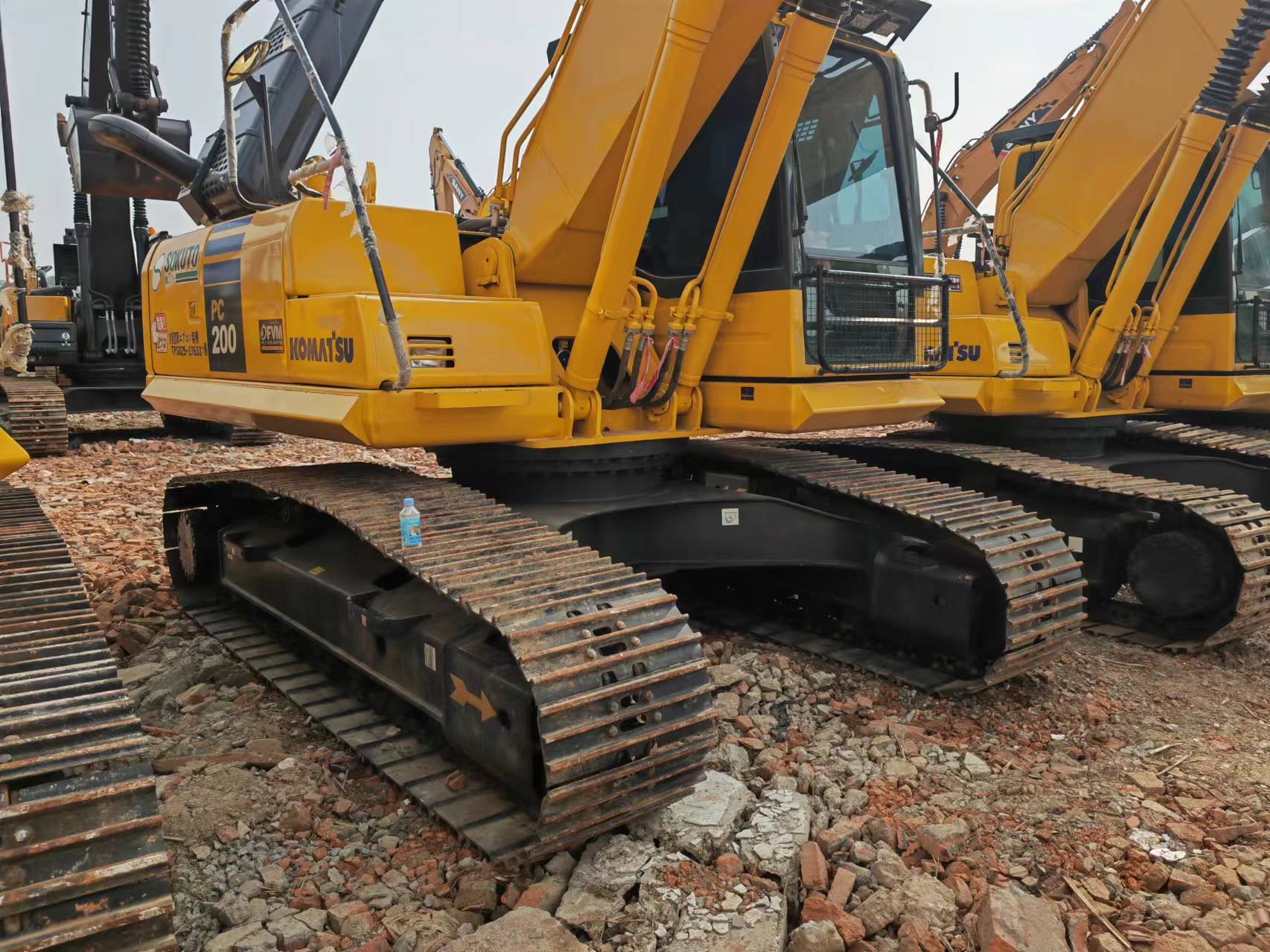 Гусеничный экскаватор KOMATSU PC200: фото 18