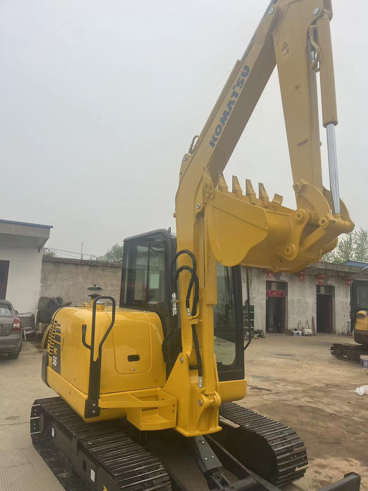 KOMATSU PC56-7 - Гусеничный экскаватор: фото 2 KOMATSU PC56-7 - Гусеничный экскаватор: фото 2