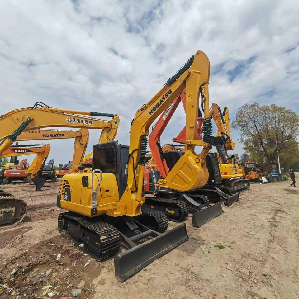 KOMATSU PC56-7 - Гусеничный экскаватор: фото 1 KOMATSU PC56-7 - Гусеничный экскаватор: фото 1