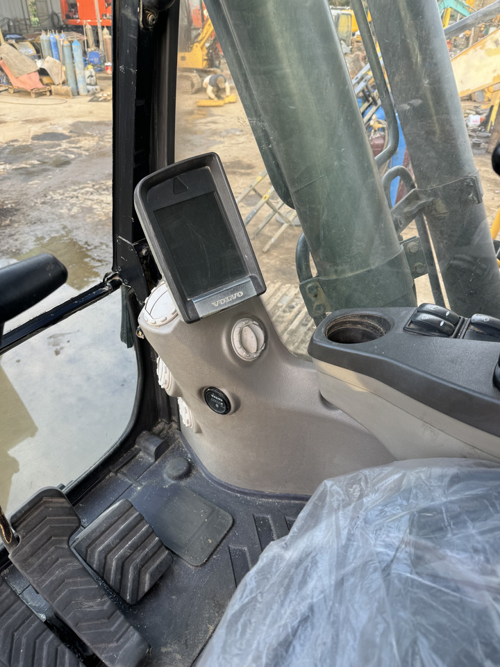 Гусеничный экскаватор VOLVO EC220D: фото 20 Гусеничный экскаватор VOLVO EC220D: фото 20
