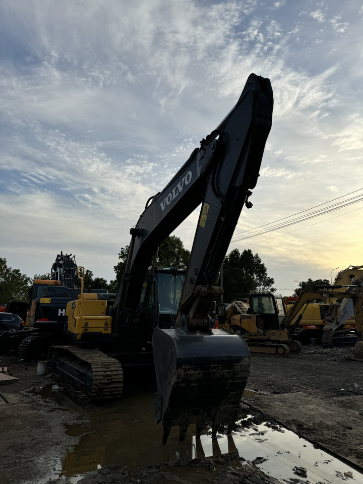 Гусеничный экскаватор VOLVO EC220D: фото 14 Гусеничный экскаватор VOLVO EC220D: фото 14