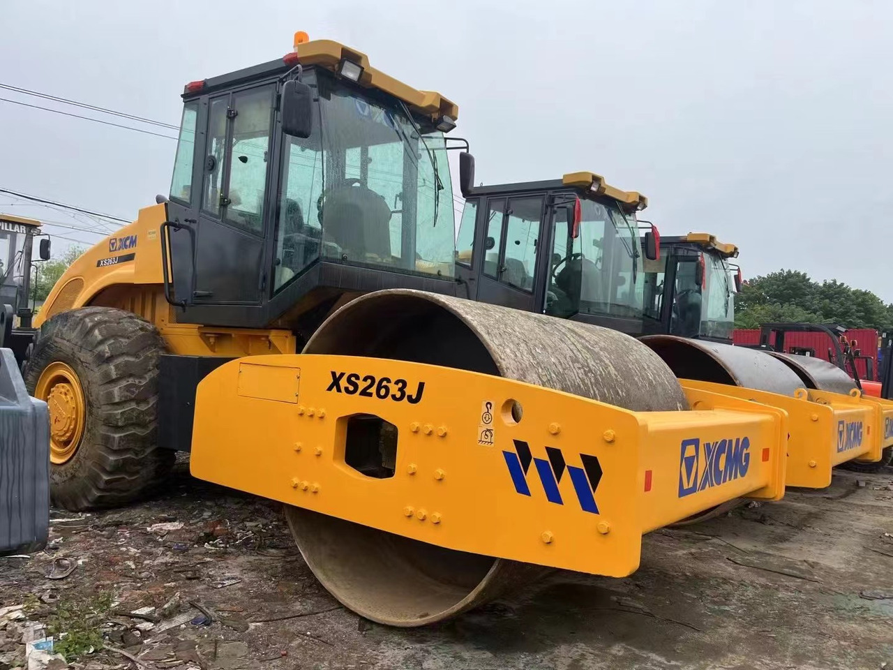 XCMG XS223J - Компактор: фото 2 XCMG XS223J - Компактор: фото 2