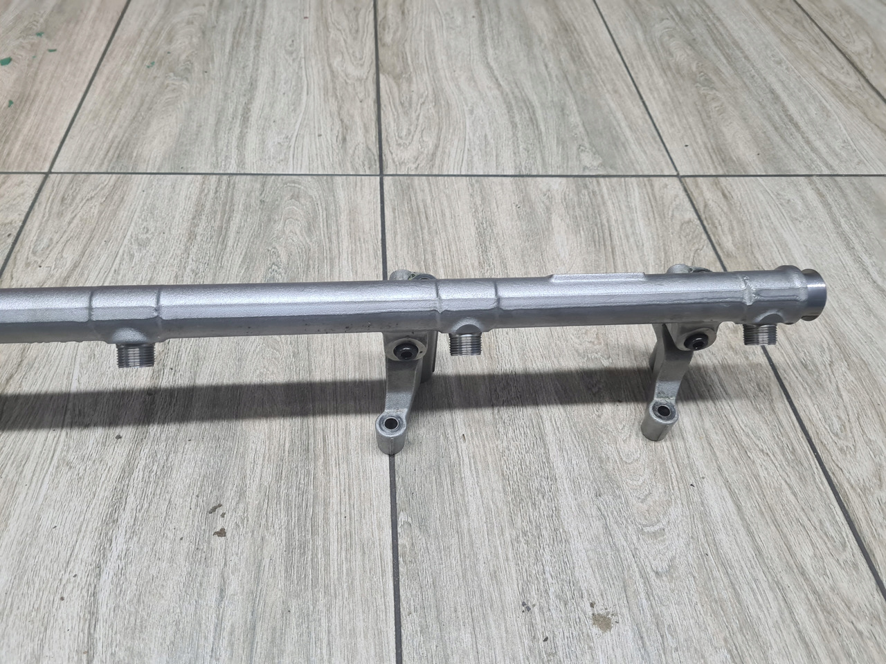 DELPHI LISTWA PALIWA PALIWOWA WTRYSKOWA VOLVO FH 16 D16K EURO 6 - Двигатель и запчасти для Грузовиков: фото 4 DELPHI LISTWA PALIWA PALIWOWA WTRYSKOWA VOLVO FH 16 D16K EURO 6 - Двигатель и запчасти для Грузовиков: фото 4