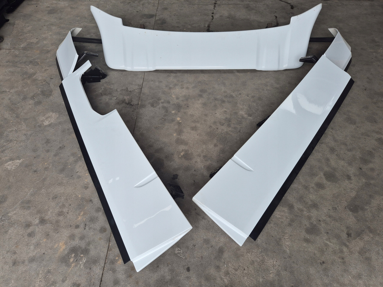 FORD SPOILERY OWIEWKI KABINY KOMPLET FORD F-MAX 500 CARGO - Аэродинамика/ Спойлеры для Грузовиков: фото 1 FORD SPOILERY OWIEWKI KABINY KOMPLET FORD F-MAX 500 CARGO - Аэродинамика/ Спойлеры для Грузовиков: фото 1