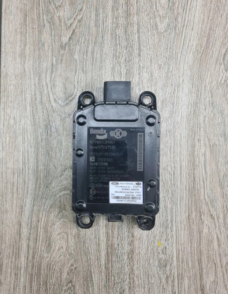 KNORR-BREMSE RADAR CZUJNIK SENSOR FORD F-MAX 500 K096653H001 575127535 K155778 210101163 - Сенсор: фото 4 KNORR-BREMSE RADAR CZUJNIK SENSOR FORD F-MAX 500 K096653H001 575127535 K155778 210101163 - Сенсор: фото 4