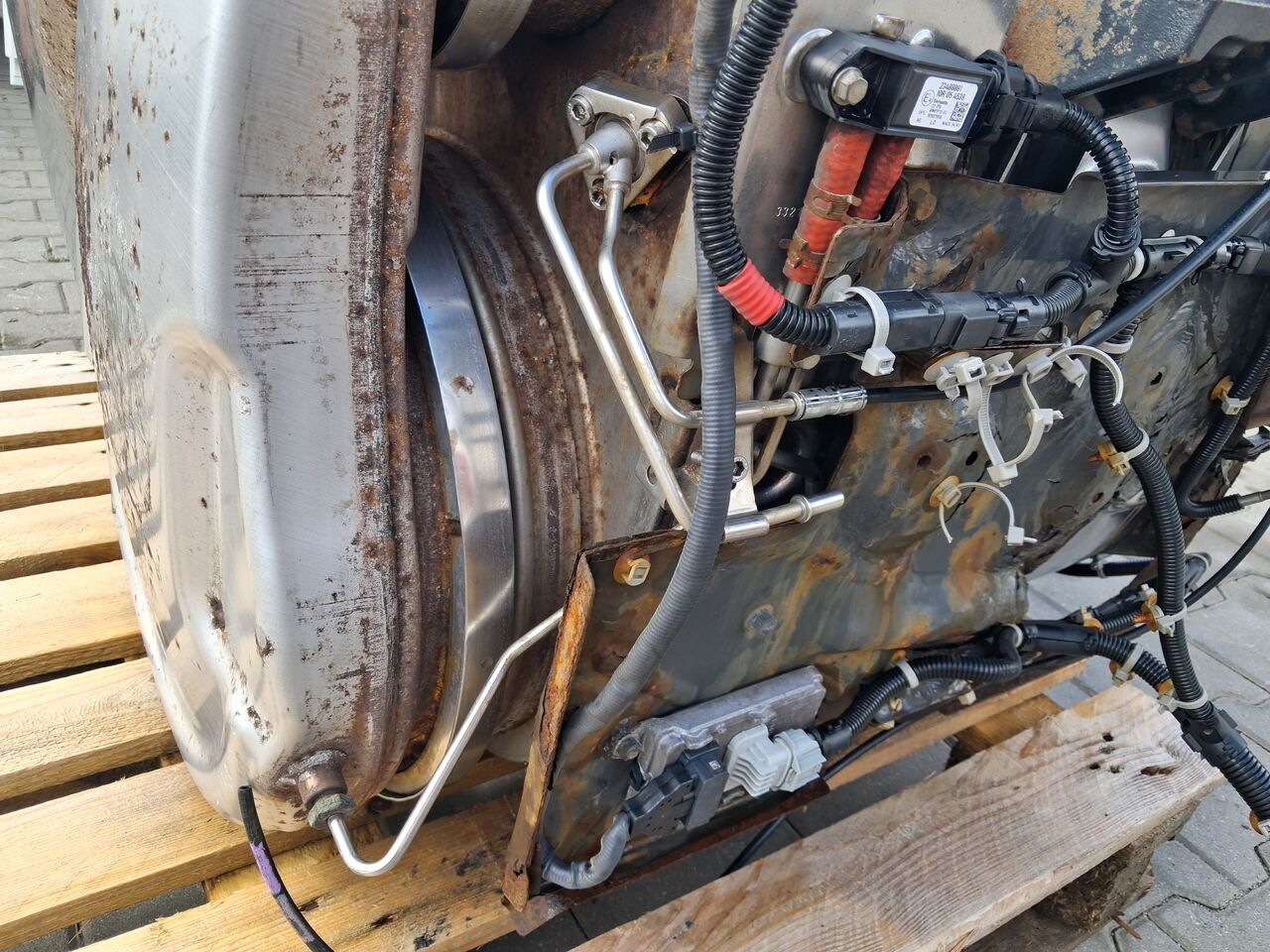 RENAULT KATALIZATOR TŁUMIK DPF FILTR KOMPLETNY RENAULT GAMA T RANGE VOLVO FH 4 FM 4 - Катализатор для Грузовиков: фото 4 RENAULT KATALIZATOR TŁUMIK DPF FILTR KOMPLETNY RENAULT GAMA T RANGE VOLVO FH 4 FM 4 - Катализатор для Грузовиков: фото 4