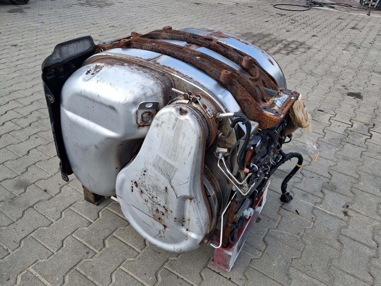 RENAULT KATALIZATOR TŁUMIK DPF FILTR KOMPLETNY RENAULT GAMA T RANGE VOLVO FH 4 FM 4 - Катализатор для Грузовиков: фото 1 RENAULT KATALIZATOR TŁUMIK DPF FILTR KOMPLETNY RENAULT GAMA T RANGE VOLVO FH 4 FM 4 - Катализатор для Грузовиков: фото 1