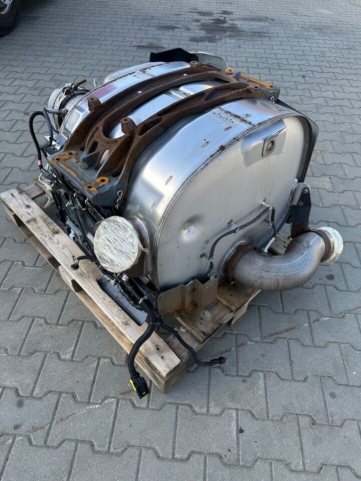 RENAULT KATALIZATOR TŁUMIK DPF FILTR KOMPLETNY RENAULT GAMA T RANGE VOLVO FH 4 FM 4 - Катализатор для Грузовиков: фото 3 RENAULT KATALIZATOR TŁUMIK DPF FILTR KOMPLETNY RENAULT GAMA T RANGE VOLVO FH 4 FM 4 - Катализатор для Грузовиков: фото 3