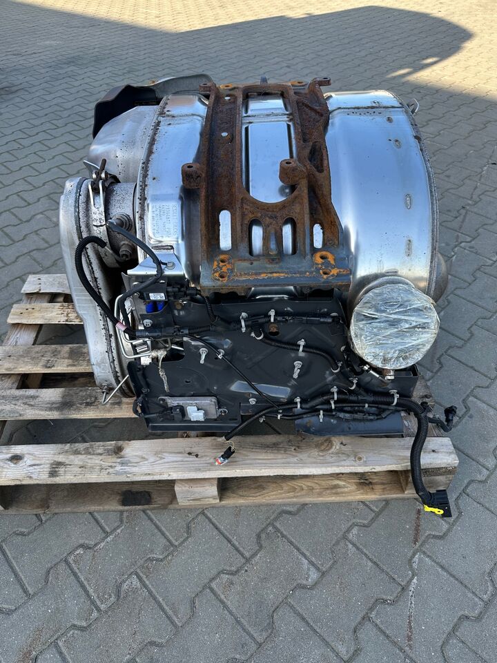 RENAULT KATALIZATOR TŁUMIK DPF FILTR KOMPLETNY RENAULT GAMA T RANGE VOLVO FH 4 FM 4 - Катализатор для Грузовиков: фото 2 RENAULT KATALIZATOR TŁUMIK DPF FILTR KOMPLETNY RENAULT GAMA T RANGE VOLVO FH 4 FM 4 - Катализатор для Грузовиков: фото 2