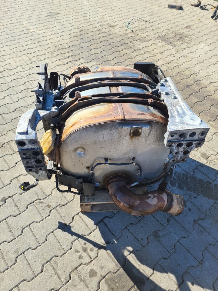 RENAULT KATALIZATOR TŁUMIK DPF FILTR KOMPLETNY RENAULT GAMA T RANGE VOLVO FH 4 FM 4 - Катализатор для Грузовиков: фото 4 RENAULT KATALIZATOR TŁUMIK DPF FILTR KOMPLETNY RENAULT GAMA T RANGE VOLVO FH 4 FM 4 - Катализатор для Грузовиков: фото 4