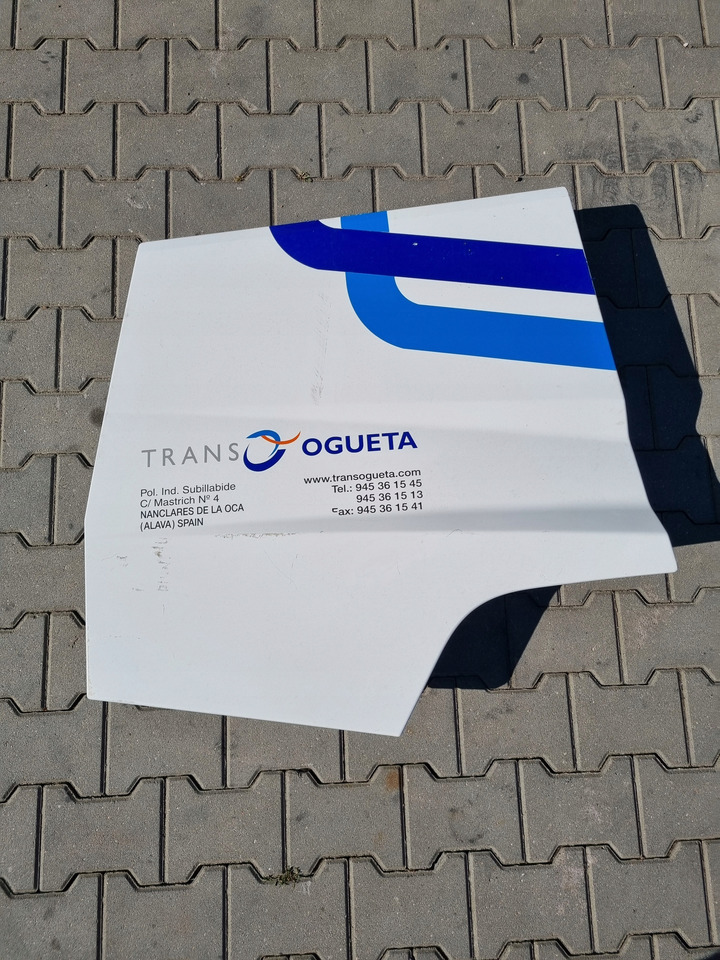 RENAULT KLAPA SCHOWKA DRZWICZKI PRAWE RENAULT GAMA RANGE T - Кузов и экстерьер для Грузовиков: фото 1 RENAULT KLAPA SCHOWKA DRZWICZKI PRAWE RENAULT GAMA RANGE T - Кузов и экстерьер для Грузовиков: фото 1