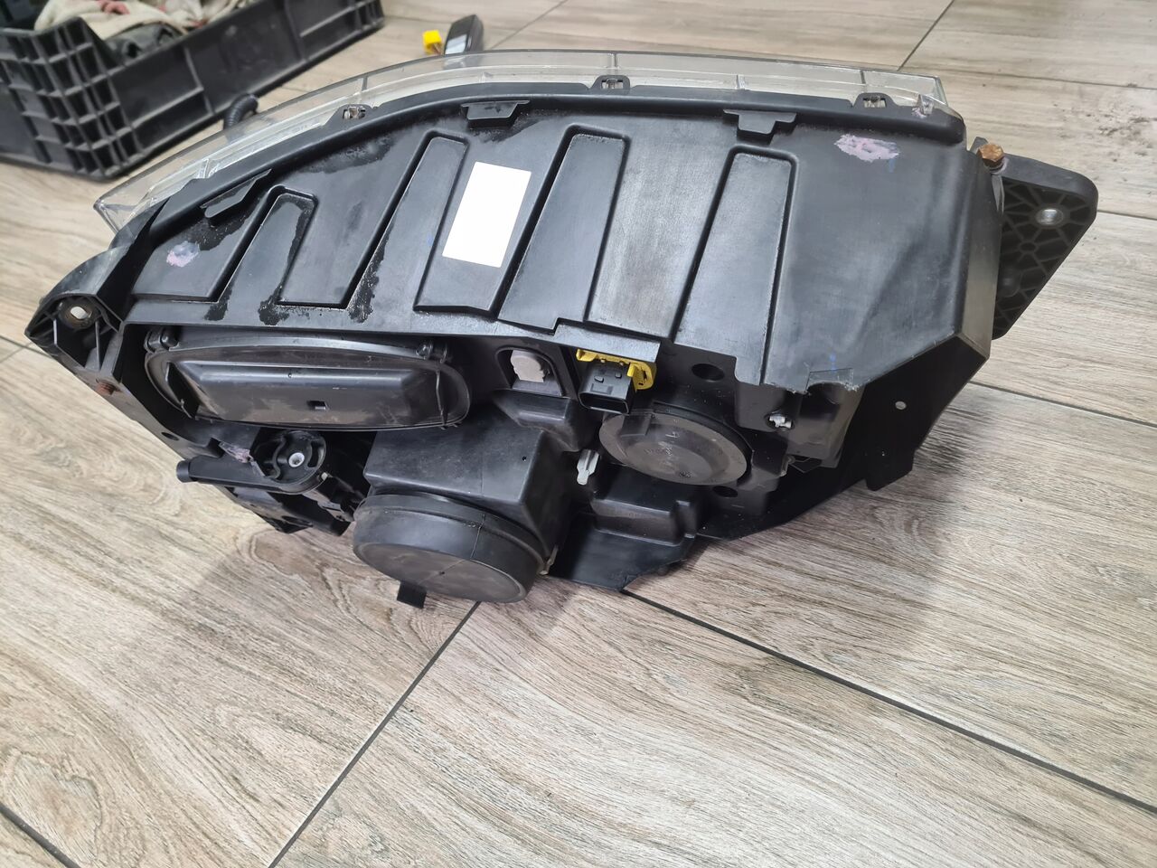 RENAULT LAMPA LEWA REFLEKTOR H7 RENAULT GAMA T RANGE ORYGINAŁ - Передняя фара для Грузовиков: фото 5 RENAULT LAMPA LEWA REFLEKTOR H7 RENAULT GAMA T RANGE ORYGINAŁ - Передняя фара для Грузовиков: фото 5