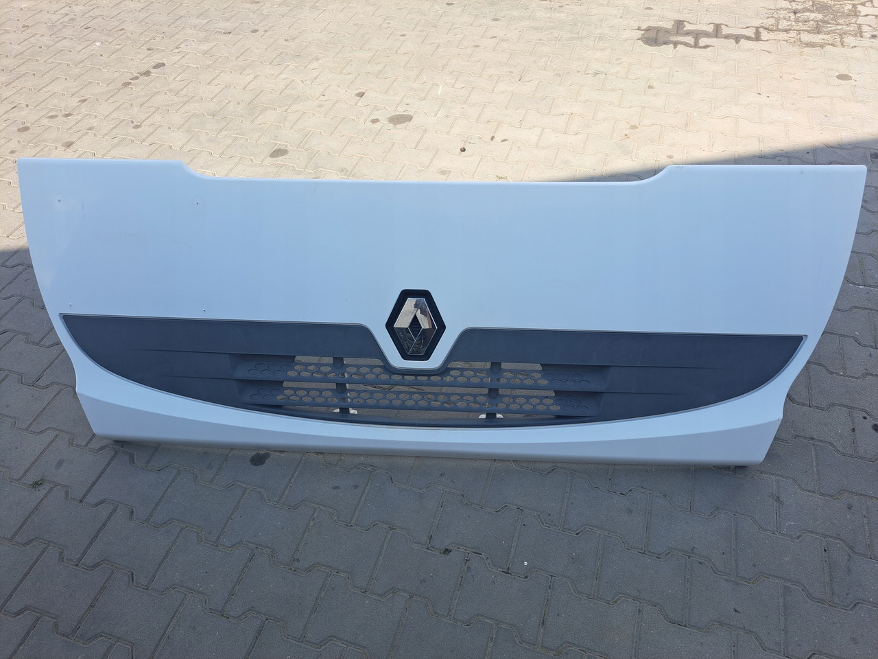 RENAULT MASKA ATRAPA RENAULT PREMIUM LANDER KERAX DXI ORYGINAŁ - Капот для Грузовиков: фото 1 RENAULT MASKA ATRAPA RENAULT PREMIUM LANDER KERAX DXI ORYGINAŁ - Капот для Грузовиков: фото 1