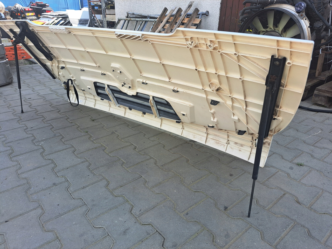 RENAULT MASKA ATRAPA RENAULT PREMIUM LANDER KERAX DXI ORYGINAŁ - Капот для Грузовиков: фото 5 RENAULT MASKA ATRAPA RENAULT PREMIUM LANDER KERAX DXI ORYGINAŁ - Капот для Грузовиков: фото 5