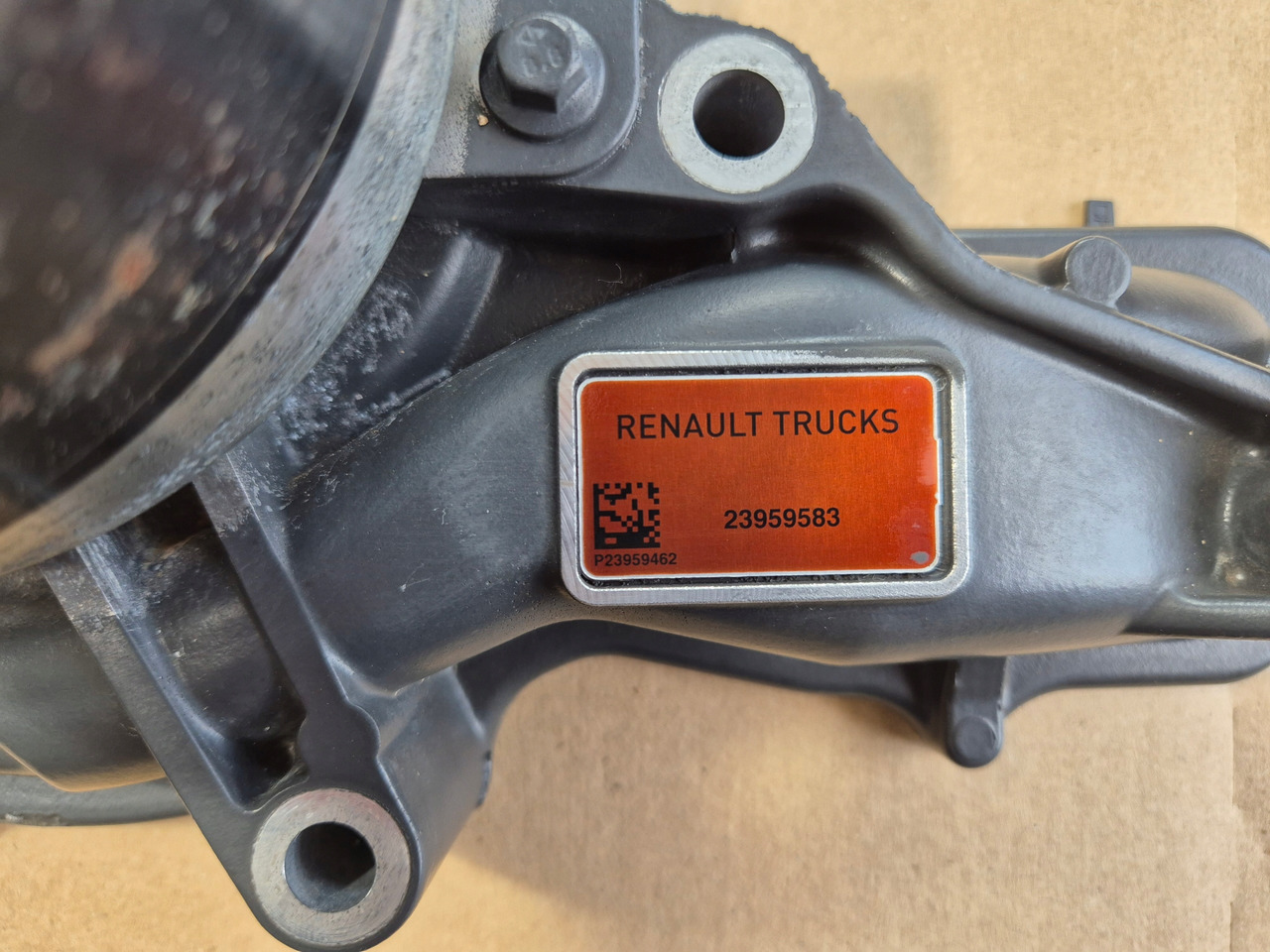 RENAULT POMPA WODY OBUDOWA VOLVO FH FM RENAULT GAMA RANGE T EVO LIFT 23959583 - Помпа для Грузовиков: фото 2 RENAULT POMPA WODY OBUDOWA VOLVO FH FM RENAULT GAMA RANGE T EVO LIFT 23959583 - Помпа для Грузовиков: фото 2