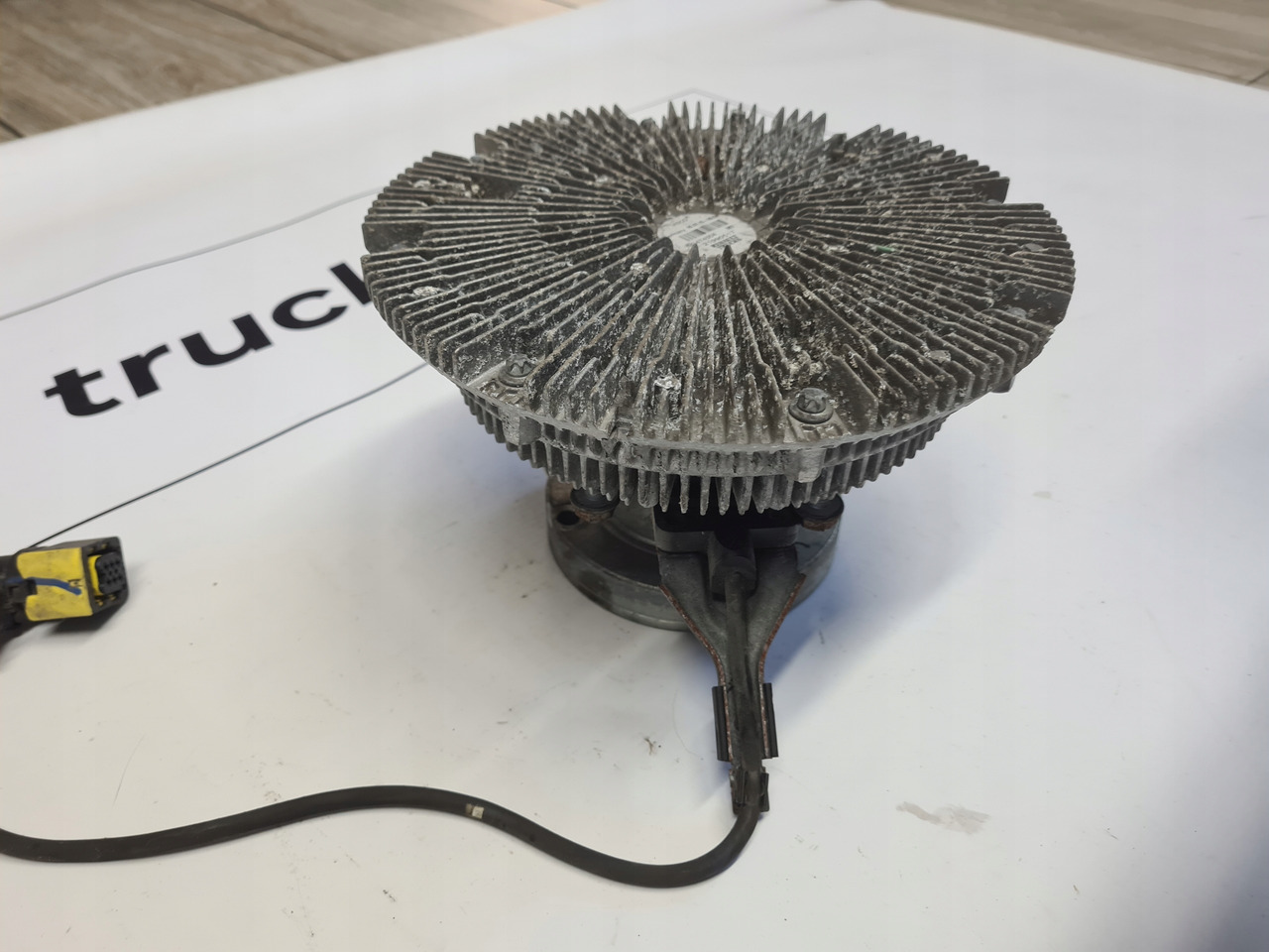 RENAULT VISCO WISKO WISKOZA WENTYLATOR RENAULT GAMA T RANGE - Вентилятор для Грузовиков: фото 2 RENAULT VISCO WISKO WISKOZA WENTYLATOR RENAULT GAMA T RANGE - Вентилятор для Грузовиков: фото 2