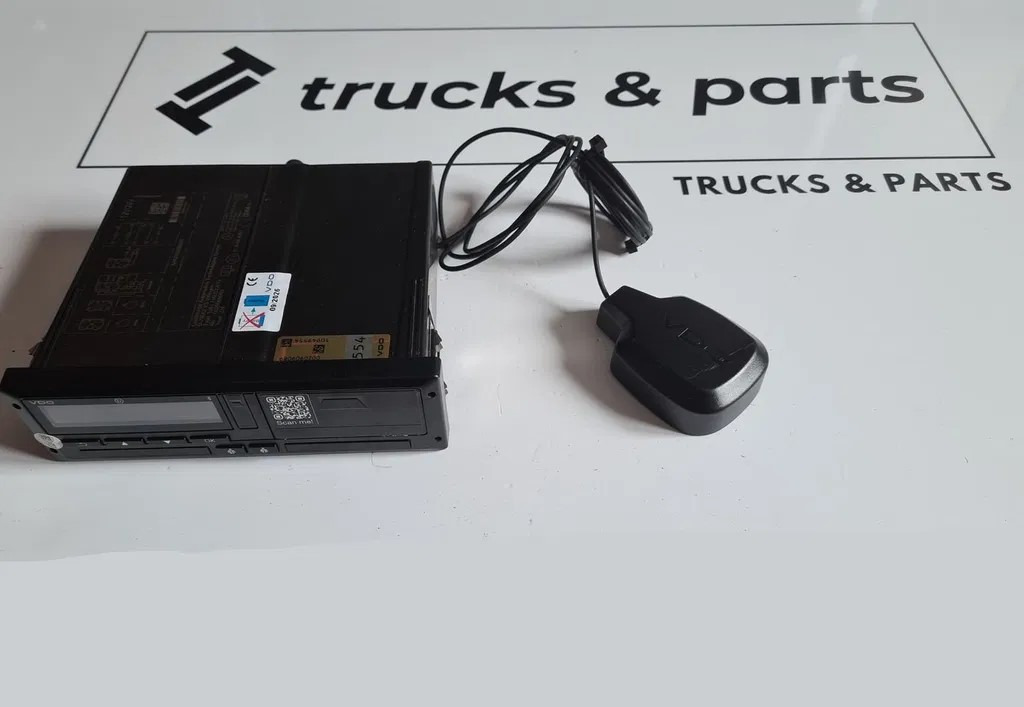 VDO TACHOGRAF VDO 12V/24V R4.1 2024 ROK 2 GENERACJI - Тахограф для Грузовиков: фото 1 VDO TACHOGRAF VDO 12V/24V R4.1 2024 ROK 2 GENERACJI - Тахограф для Грузовиков: фото 1