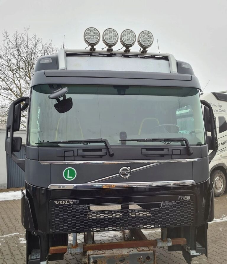 VOLVO KABINA KOMPLETNA VOLVO FH 16 750 EURO 6 GLOBETROTTER 2018 ROK - Кабина для Грузовиков: фото 1 VOLVO KABINA KOMPLETNA VOLVO FH 16 750 EURO 6 GLOBETROTTER 2018 ROK - Кабина для Грузовиков: фото 1