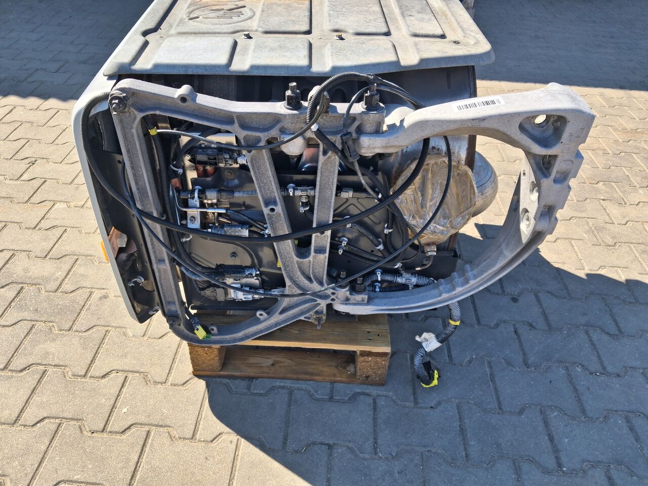 VOLVO KATALIZATOR TŁUMIK DPF FILTR KOMPLETNY VOLVO FH 4 FM 4 RENAULT GAMA T RANGE - Катализатор: фото 5 VOLVO KATALIZATOR TŁUMIK DPF FILTR KOMPLETNY VOLVO FH 4 FM 4 RENAULT GAMA T RANGE - Катализатор: фото 5