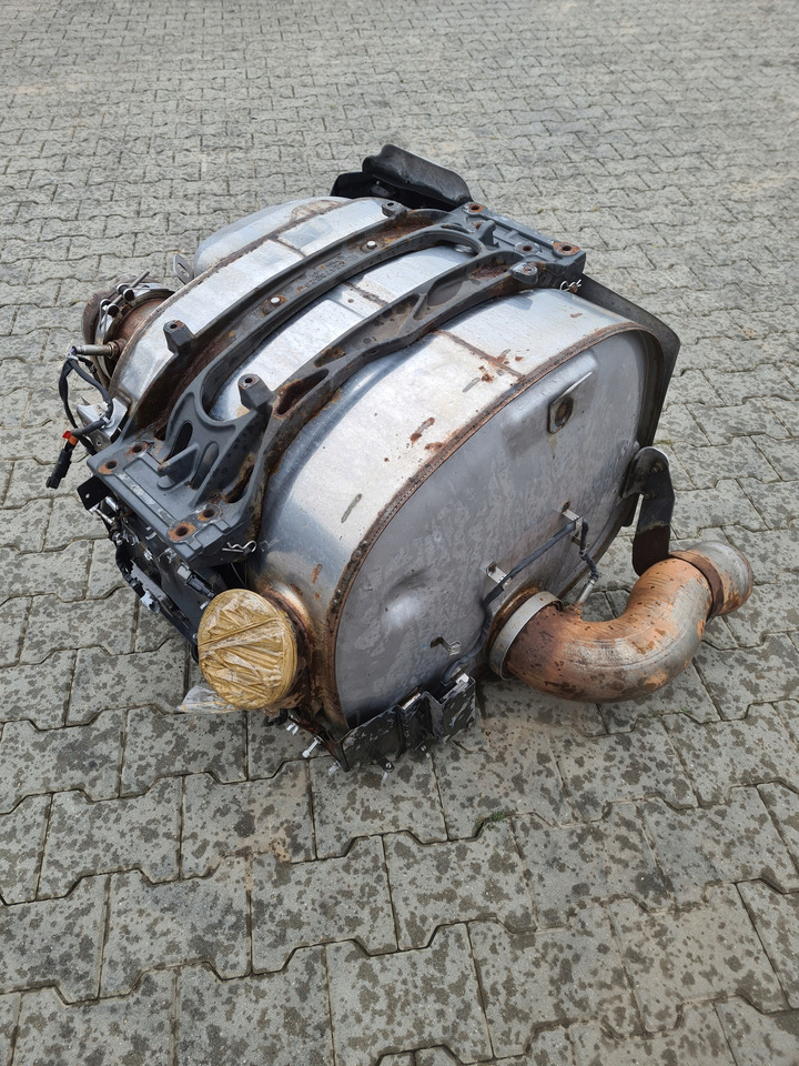 VOLVO KATALIZATOR TŁUMIK DPF FILTR KOMPLETNY VOLVO FH 4 FM 4 RENAULT GAMA T RANGE - Катализатор: фото 4 VOLVO KATALIZATOR TŁUMIK DPF FILTR KOMPLETNY VOLVO FH 4 FM 4 RENAULT GAMA T RANGE - Катализатор: фото 4