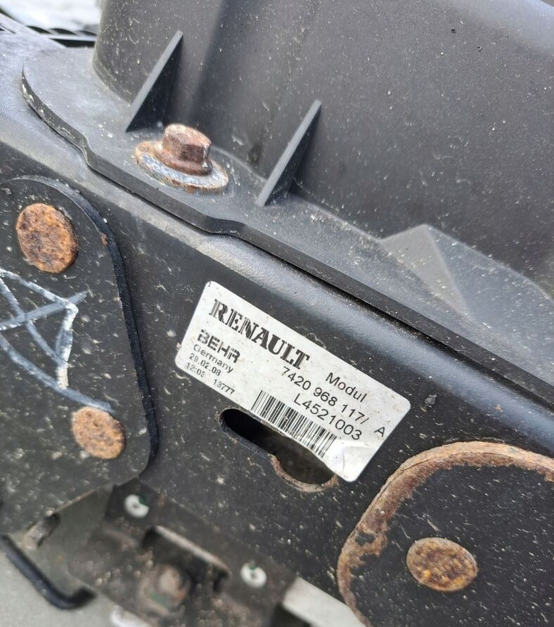 VOLVO KOMPLET CHŁODNIC CHŁODNICA VOLVO FE RENAULT PREMIUM DXI 7 - Радиатор для Грузовиков: фото 4 VOLVO KOMPLET CHŁODNIC CHŁODNICA VOLVO FE RENAULT PREMIUM DXI 7 - Радиатор для Грузовиков: фото 4