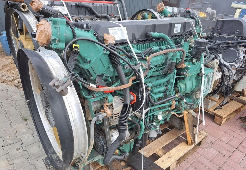 VOLVO KOMPLETNY VOLVO FM 4 FMX D11K 410 450 - Двигатель: фото 3 VOLVO KOMPLETNY VOLVO FM 4 FMX D11K 410 450 - Двигатель: фото 3