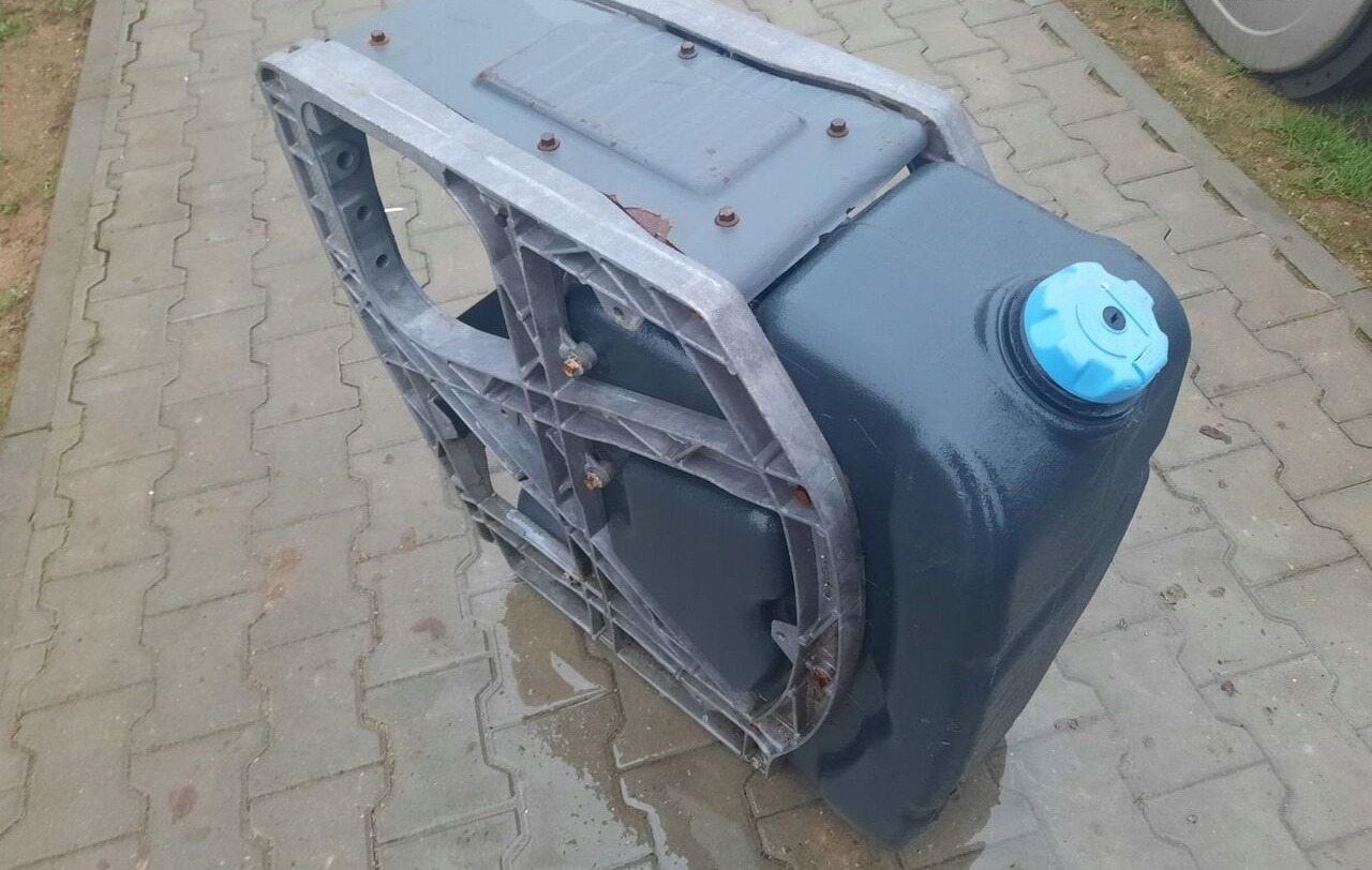 VOLVO ZBIORNIK ADBLUE RENAULT GAMA RANGE T K C VOLVO FH 4 FM 4 FMX FH 5 FM 5 - Бак для AdBlue для Грузовиков: фото 1 VOLVO ZBIORNIK ADBLUE RENAULT GAMA RANGE T K C VOLVO FH 4 FM 4 FMX FH 5 FM 5 - Бак для AdBlue для Грузовиков: фото 1