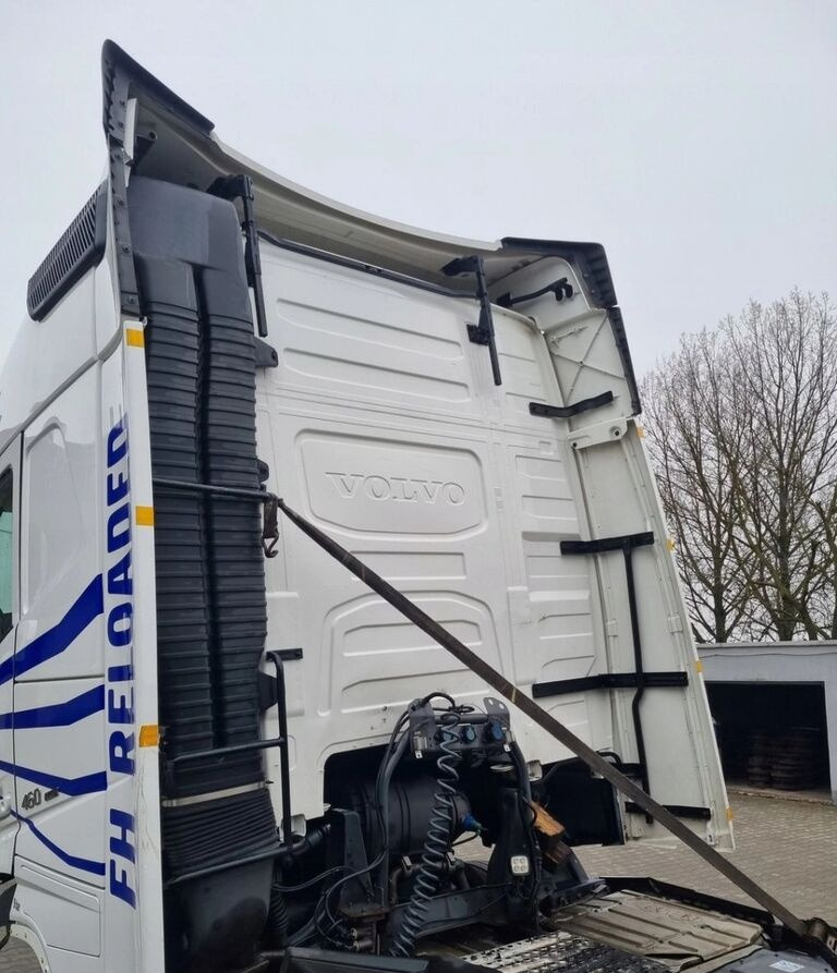 Volvo-ABG VOLVO FH 4 EURO 6 GLOBETROTTER 2018 ROK - Кабина для Грузовиков: фото 2 Volvo-ABG VOLVO FH 4 EURO 6 GLOBETROTTER 2018 ROK - Кабина для Грузовиков: фото 2