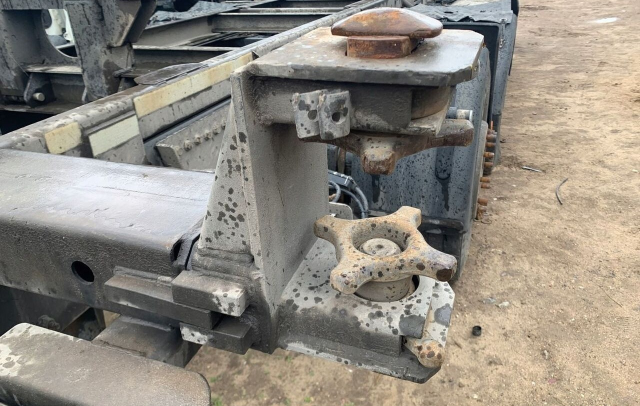 ZABUDOWA PODRAMÓWKA BDF RENAULT DXI VOLVO FH FM - Рама/ Шасси для Грузовиков: фото 4 ZABUDOWA PODRAMÓWKA BDF RENAULT DXI VOLVO FH FM - Рама/ Шасси для Грузовиков: фото 4