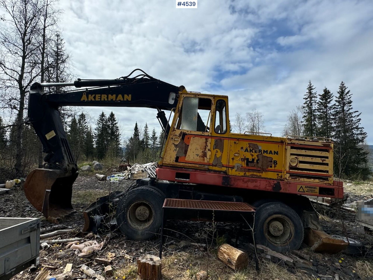1979 Åkerman H9 Wheeled excavator w/ bucket. Repair object. - Экскаватор: фото 4 1979 Åkerman H9 Wheeled excavator w/ bucket. Repair object. - Экскаватор: фото 4