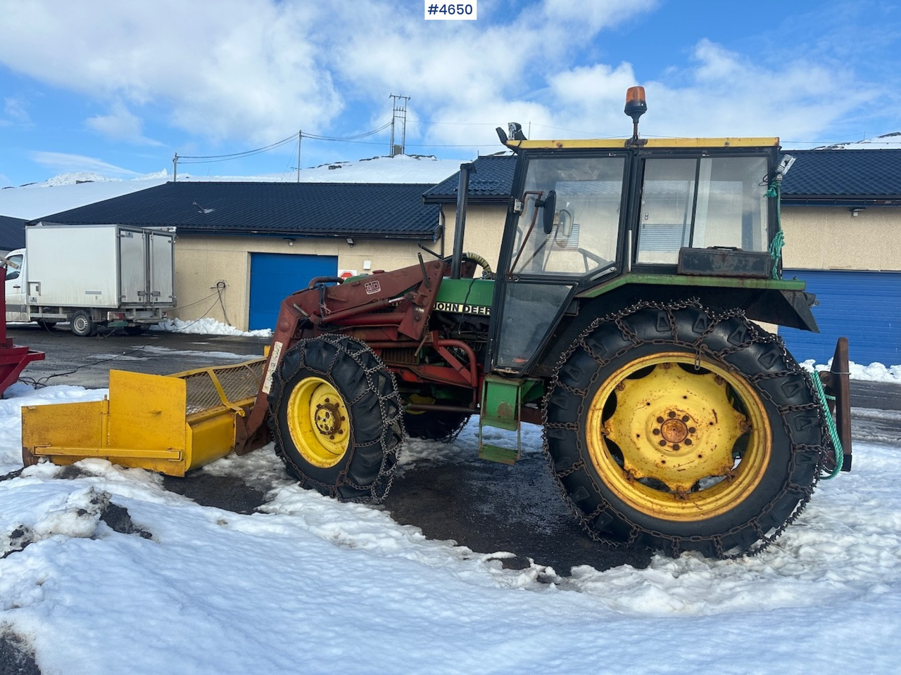 1981 John Deere 2040 w/ loader, triangle, snow blower, pallet forks and hydraulic unit. WATCH VIDEO. - Трактор: фото 2 1981 John Deere 2040 w/ loader, triangle, snow blower, pallet forks and hydraulic unit. WATCH VIDEO. - Трактор: фото 2