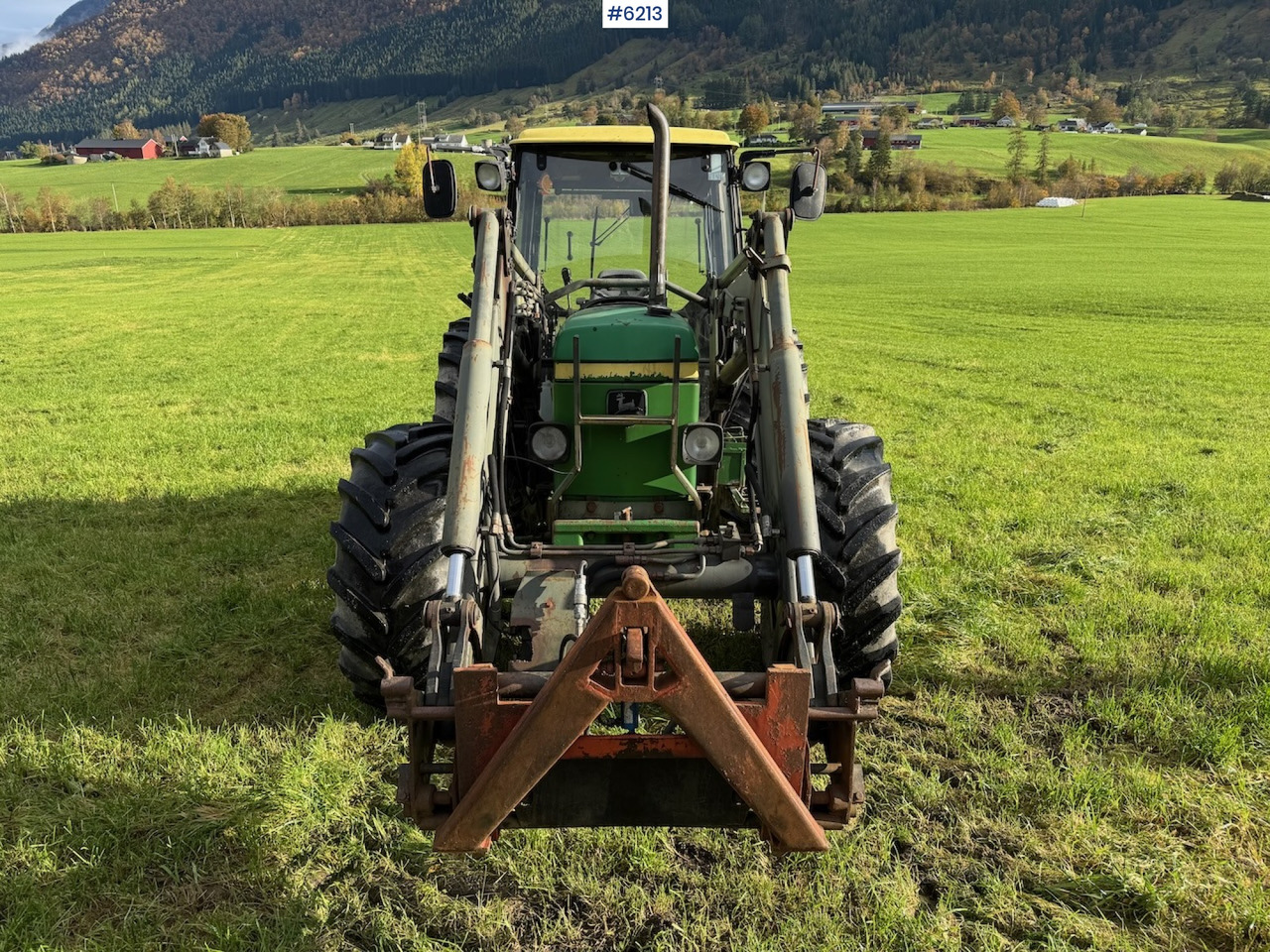 1990 John Deere 2850 Power Synchron w/ front loader. - Трактор: фото 3 1990 John Deere 2850 Power Synchron w/ front loader. - Трактор: фото 3