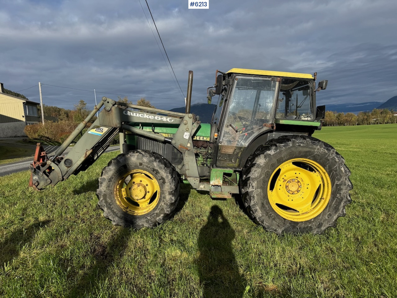 1990 John Deere 2850 Power Synchron w/ front loader. - Трактор: фото 1 1990 John Deere 2850 Power Synchron w/ front loader. - Трактор: фото 1