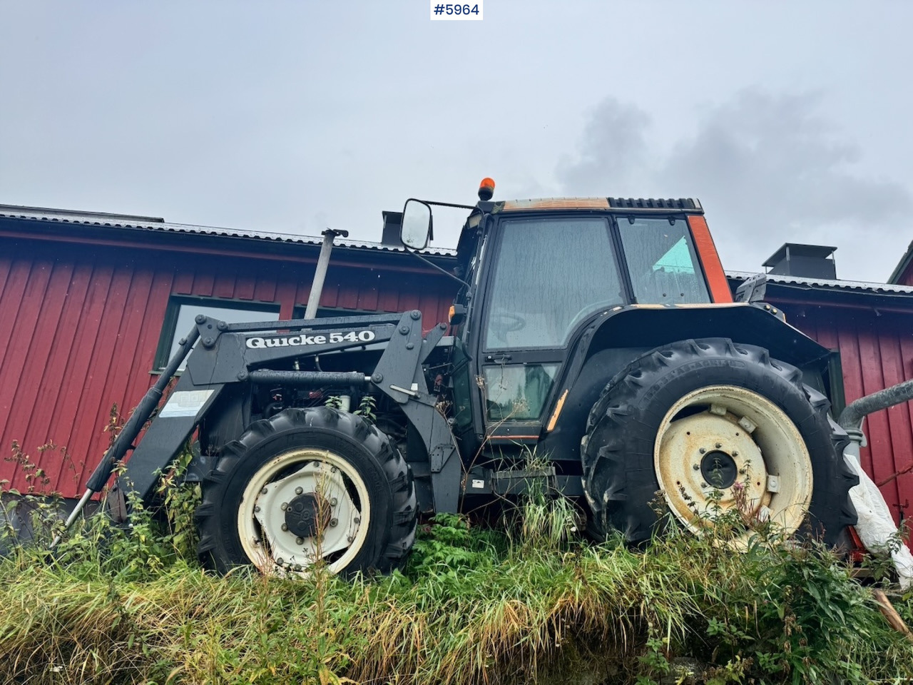 1991 Valmet 6100 Turbo with front loader and bucket - Трактор: фото 1 1991 Valmet 6100 Turbo with front loader and bucket - Трактор: фото 1