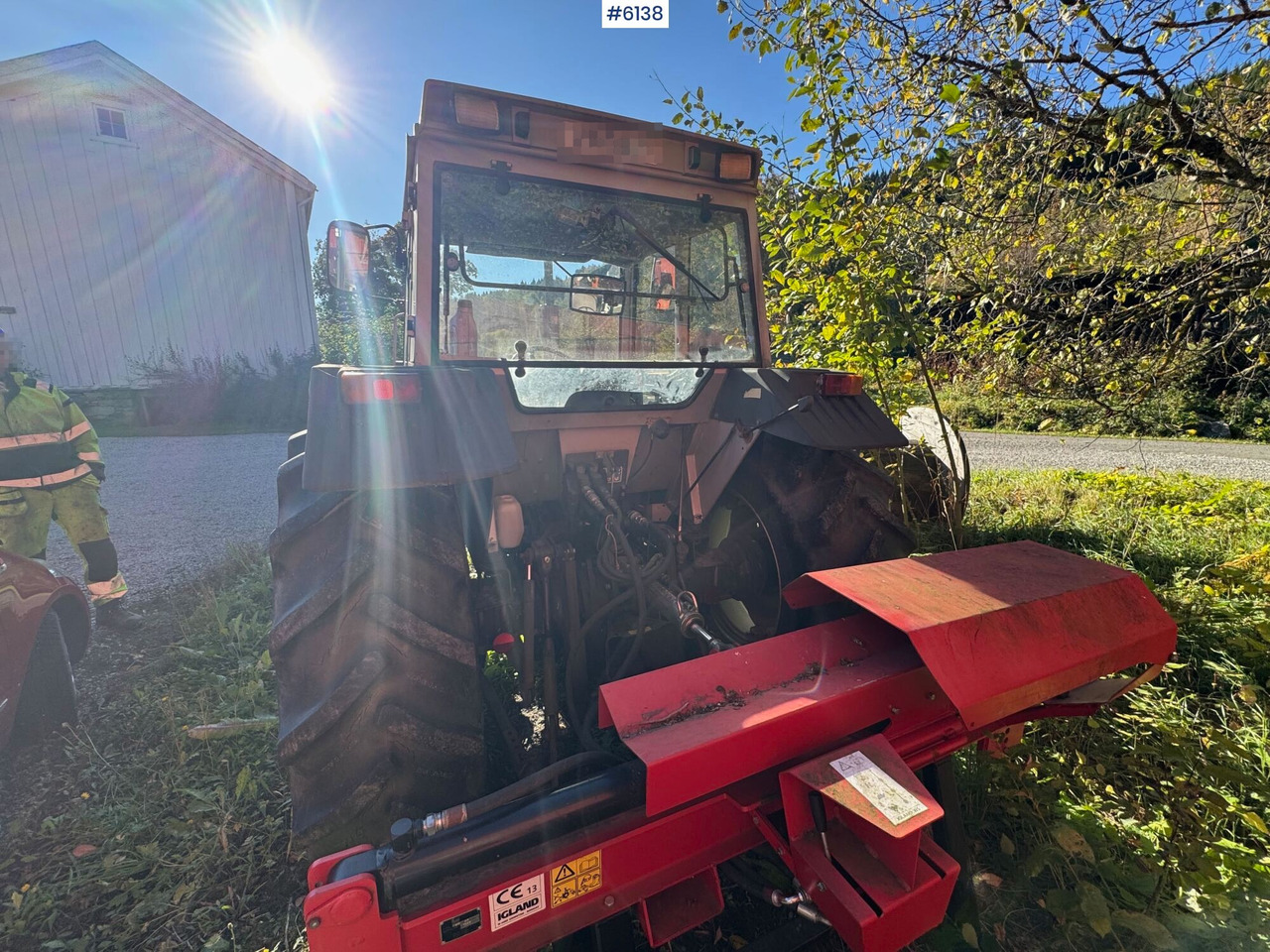 Трактор 1992 Massey Ferguson 372: фото 9 Трактор 1992 Massey Ferguson 372: фото 9