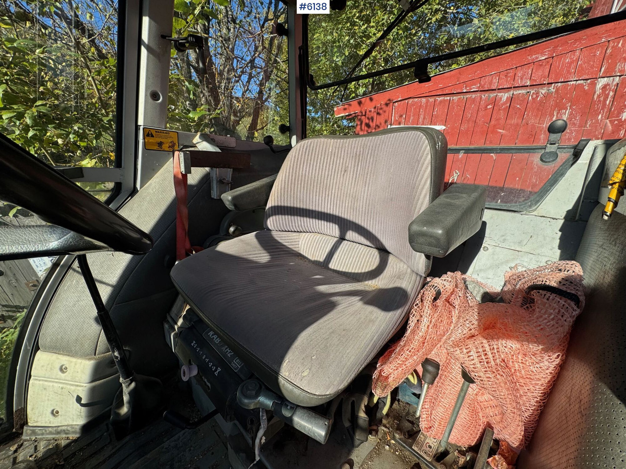 Трактор 1992 Massey Ferguson 372: фото 16 Трактор 1992 Massey Ferguson 372: фото 16