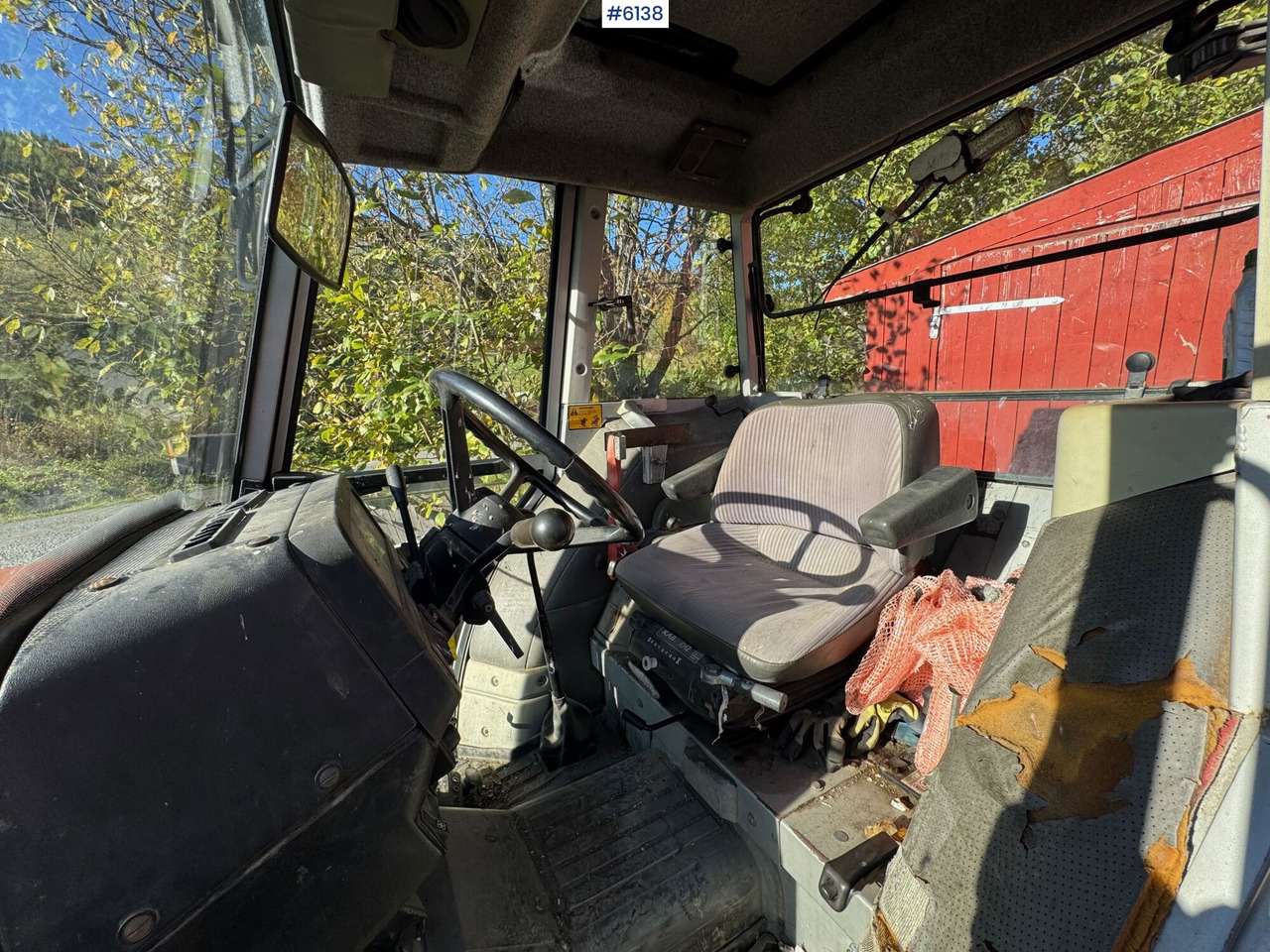 Трактор 1992 Massey Ferguson 372: фото 15 Трактор 1992 Massey Ferguson 372: фото 15