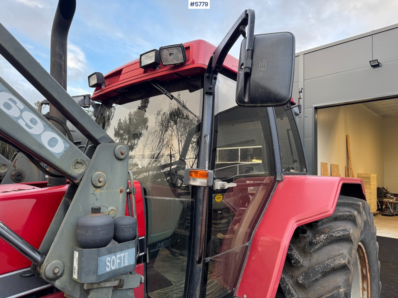 1995 Case IH 5150 Maxxum w/ front loader. - Трактор: фото 3 1995 Case IH 5150 Maxxum w/ front loader. - Трактор: фото 3