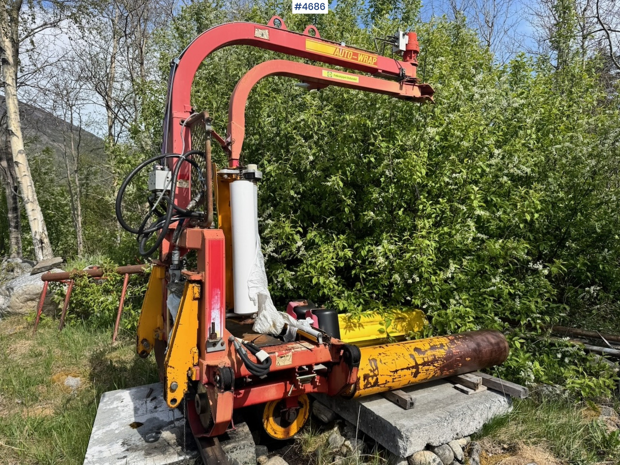 1995 Tellefsdal 1500 Round bale wrapper. New electronics. - Техника для сенозаготовки: фото 2 1995 Tellefsdal 1500 Round bale wrapper. New electronics. - Техника для сенозаготовки: фото 2