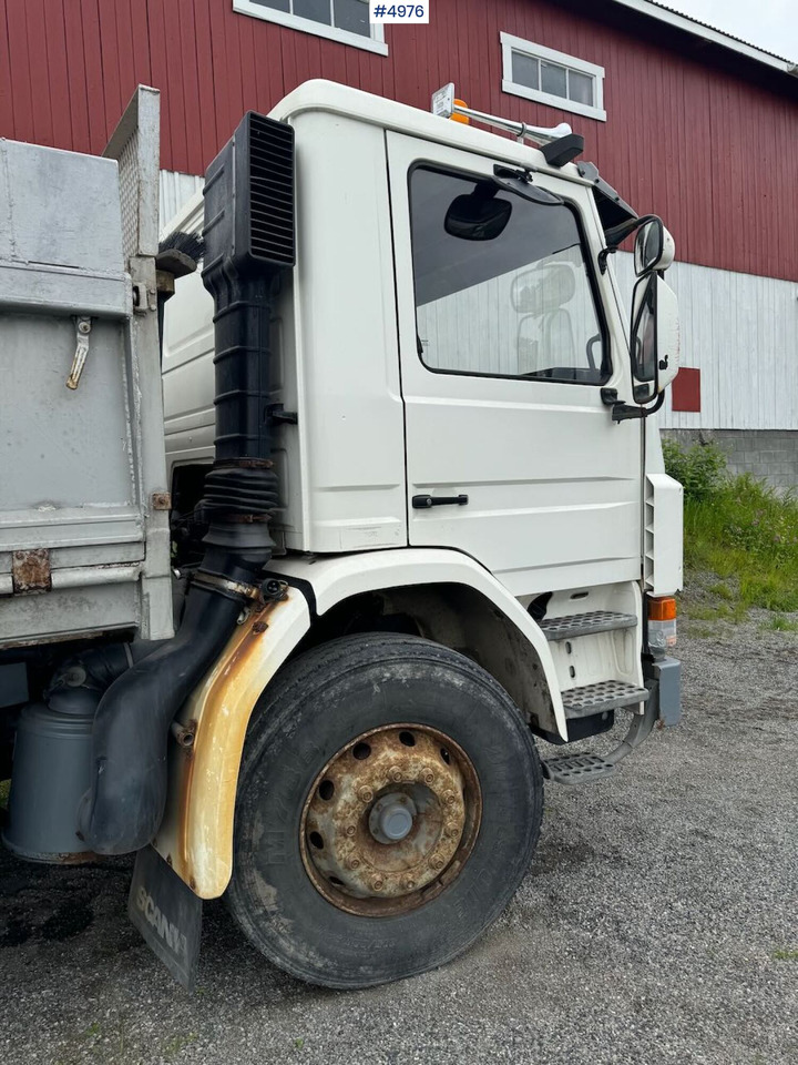 1996 Scania P93 4x2 tipper truck - Самосвал: фото 2 1996 Scania P93 4x2 tipper truck - Самосвал: фото 2