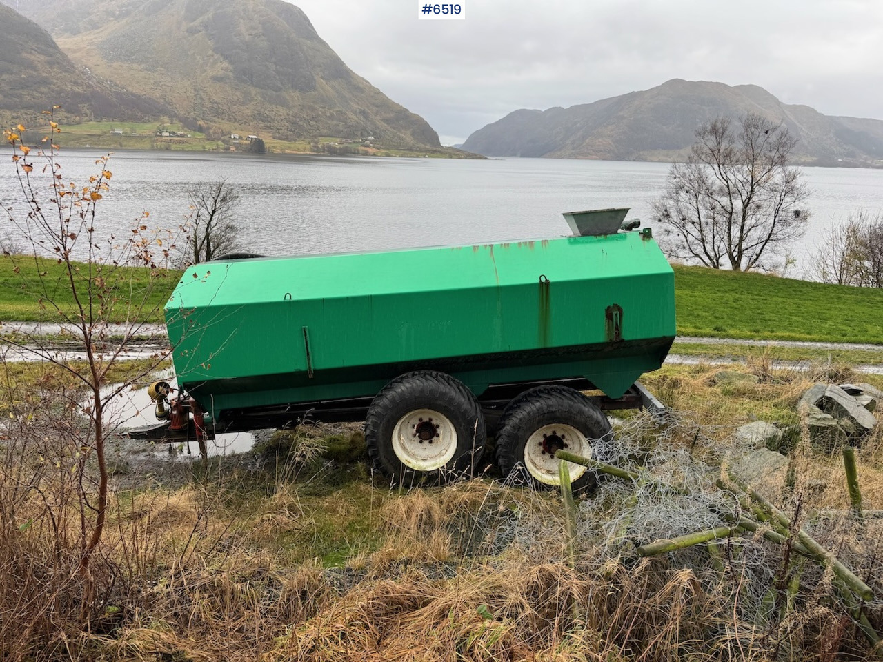 1997 Moi Guffen 15,000 liters w/ cannon. - Цистерна для жидкого навоза: фото 1 1997 Moi Guffen 15,000 liters w/ cannon. - Цистерна для жидкого навоза: фото 1