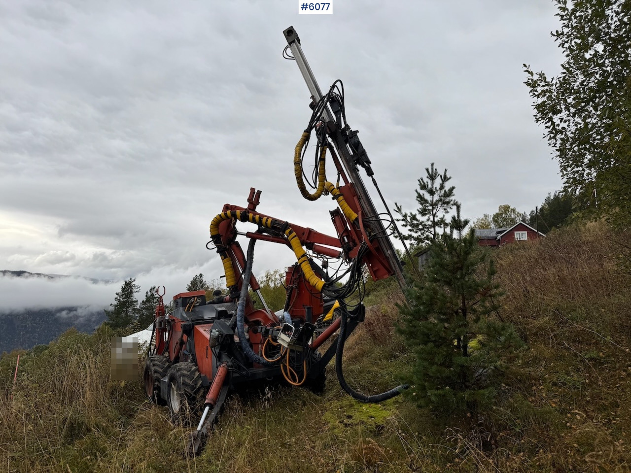 1997 Tamrock Commando 300 - Буровая машина: фото 4 1997 Tamrock Commando 300 - Буровая машина: фото 4