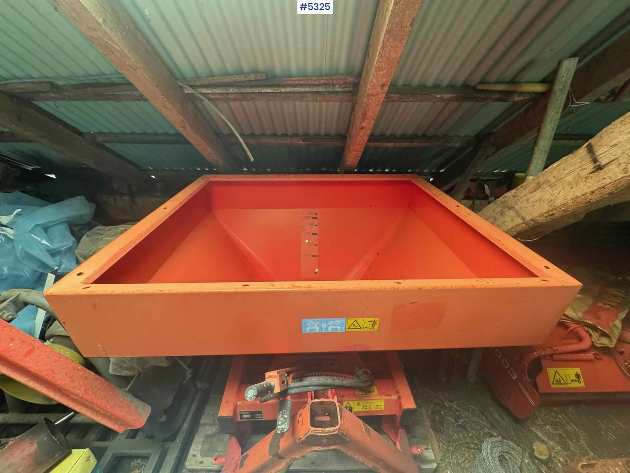 1999 Rauch MDS 81 fertilizer spreader - Разбрасыватель удобрений: фото 4 1999 Rauch MDS 81 fertilizer spreader - Разбрасыватель удобрений: фото 4