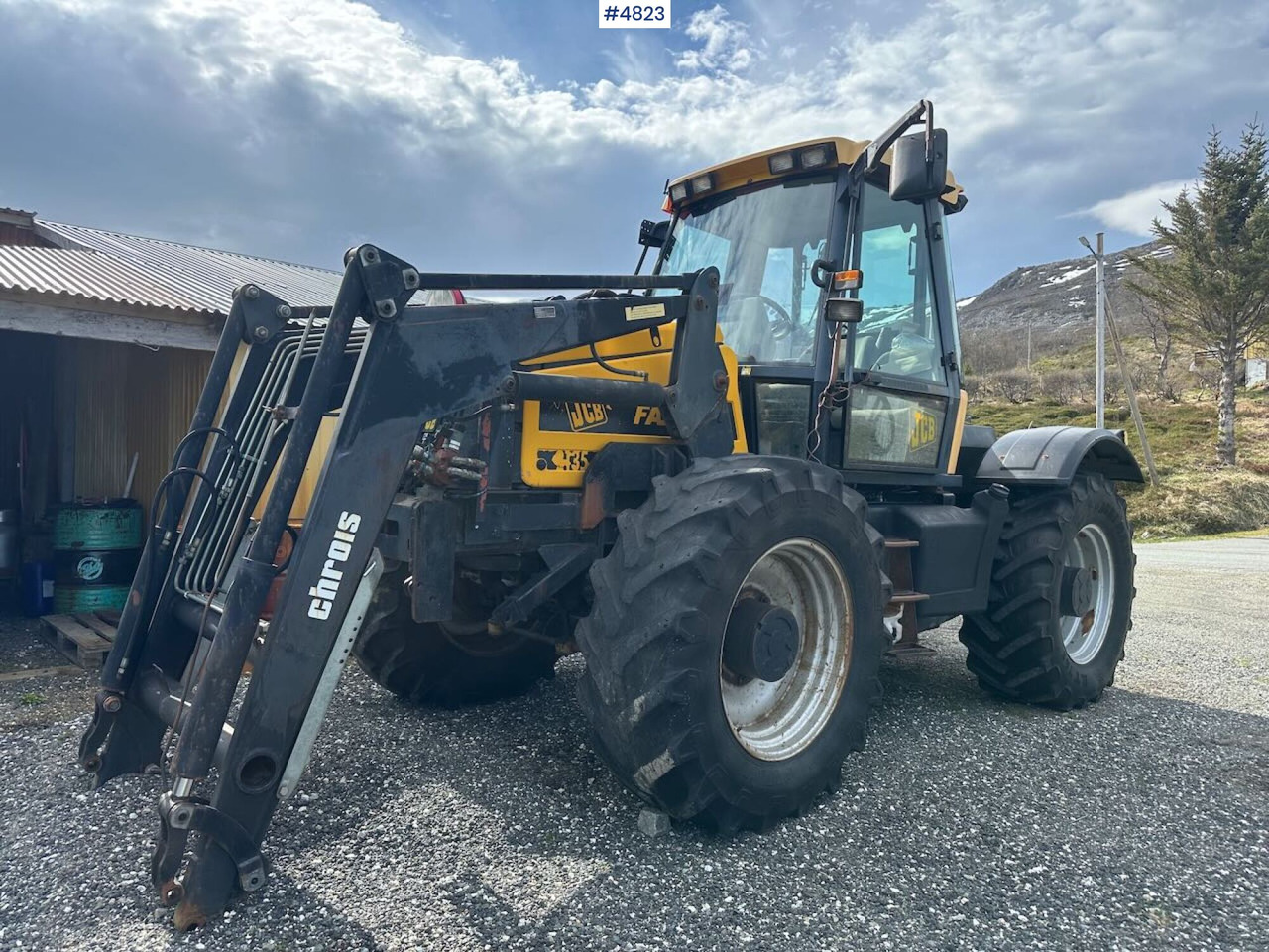 2000 JCB Fastrac 4x4 tractor w/ loader, 2 new tires, gravel bucket or snow bucket. WATCH VIDEO. - Трактор: фото 1 2000 JCB Fastrac 4x4 tractor w/ loader, 2 new tires, gravel bucket or snow bucket. WATCH VIDEO. - Трактор: фото 1