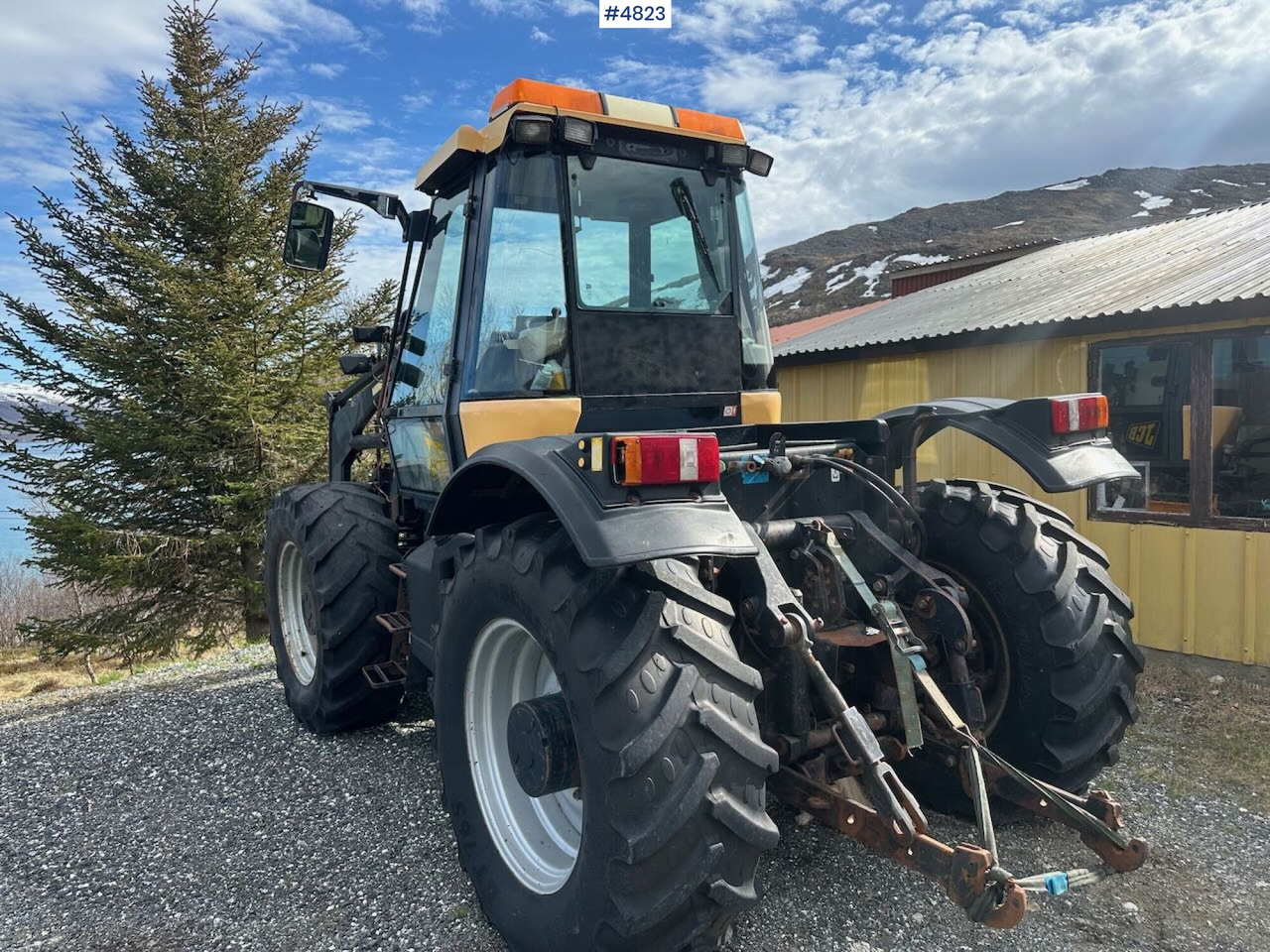 2000 JCB Fastrac 4x4 tractor w/ loader, 2 new tires, gravel bucket or snow bucket. WATCH VIDEO. - Трактор: фото 3 2000 JCB Fastrac 4x4 tractor w/ loader, 2 new tires, gravel bucket or snow bucket. WATCH VIDEO. - Трактор: фото 3