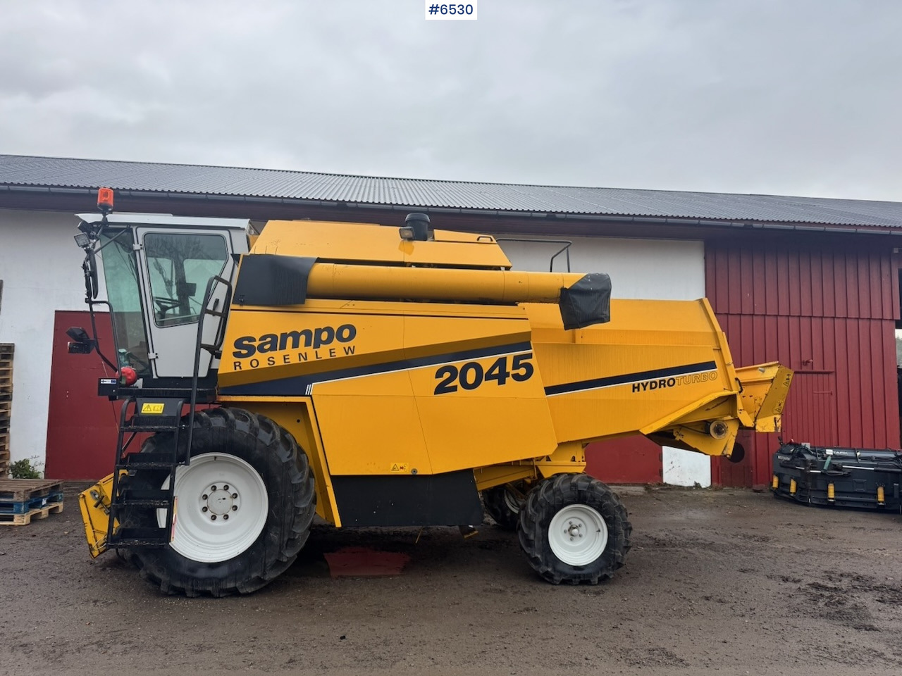 2000 Sampo Rosenlaw SR2045 Combine. 1560 hours! - Зерноуборочный комбайн: фото 3 2000 Sampo Rosenlaw SR2045 Combine. 1560 hours! - Зерноуборочный комбайн: фото 3