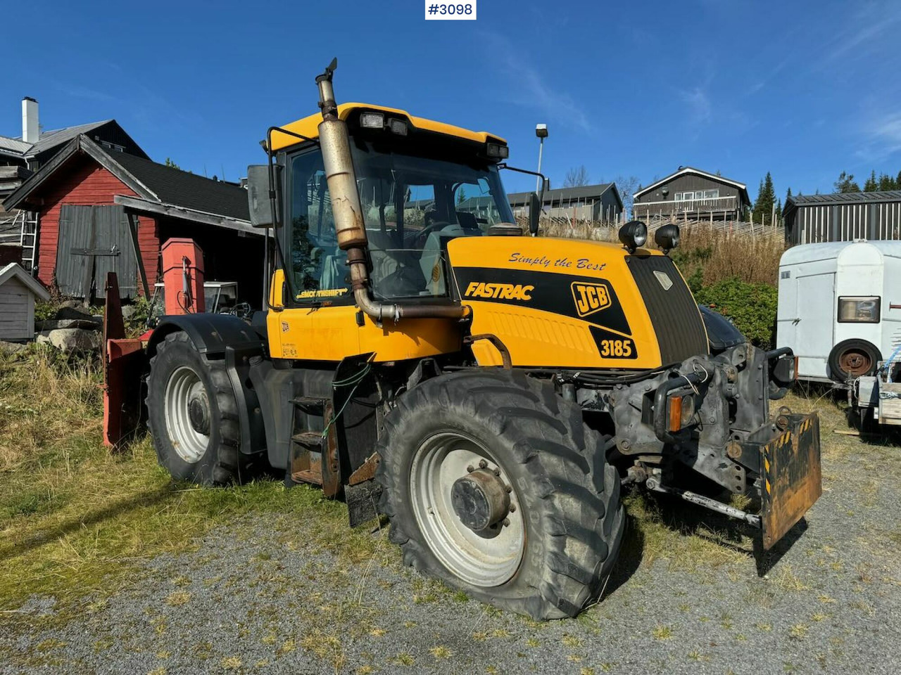 2001 JCB Fastrac 3185 4x4. The plow rigged and two sets of tires. - Трактор: фото 3 2001 JCB Fastrac 3185 4x4. The plow rigged and two sets of tires. - Трактор: фото 3